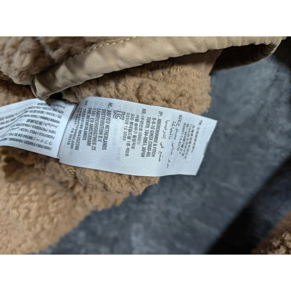 Abercrombie & Fitch Soft A&F Sherpa Quarter Zip Pullover Tan Camel Medium